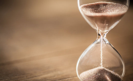 なぜ大人になると一年が早く感じるのか