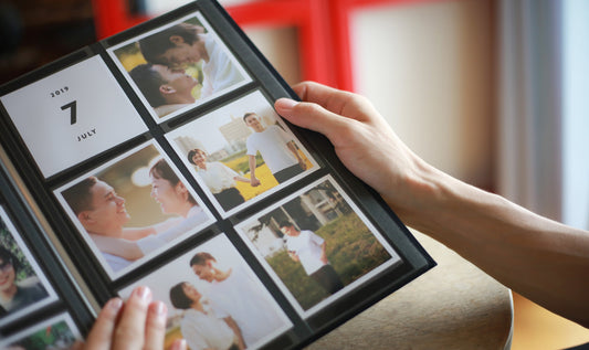 なぜ人は思い出を美化するのか