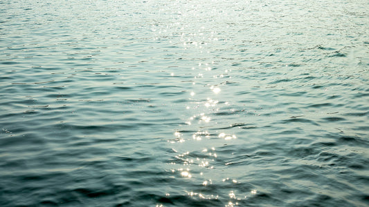 不完全だからこそ、美しい──揺らぎに宿る感性